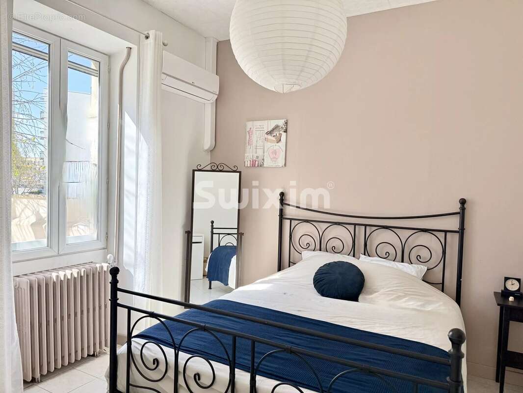 Maison à MONTELIMAR