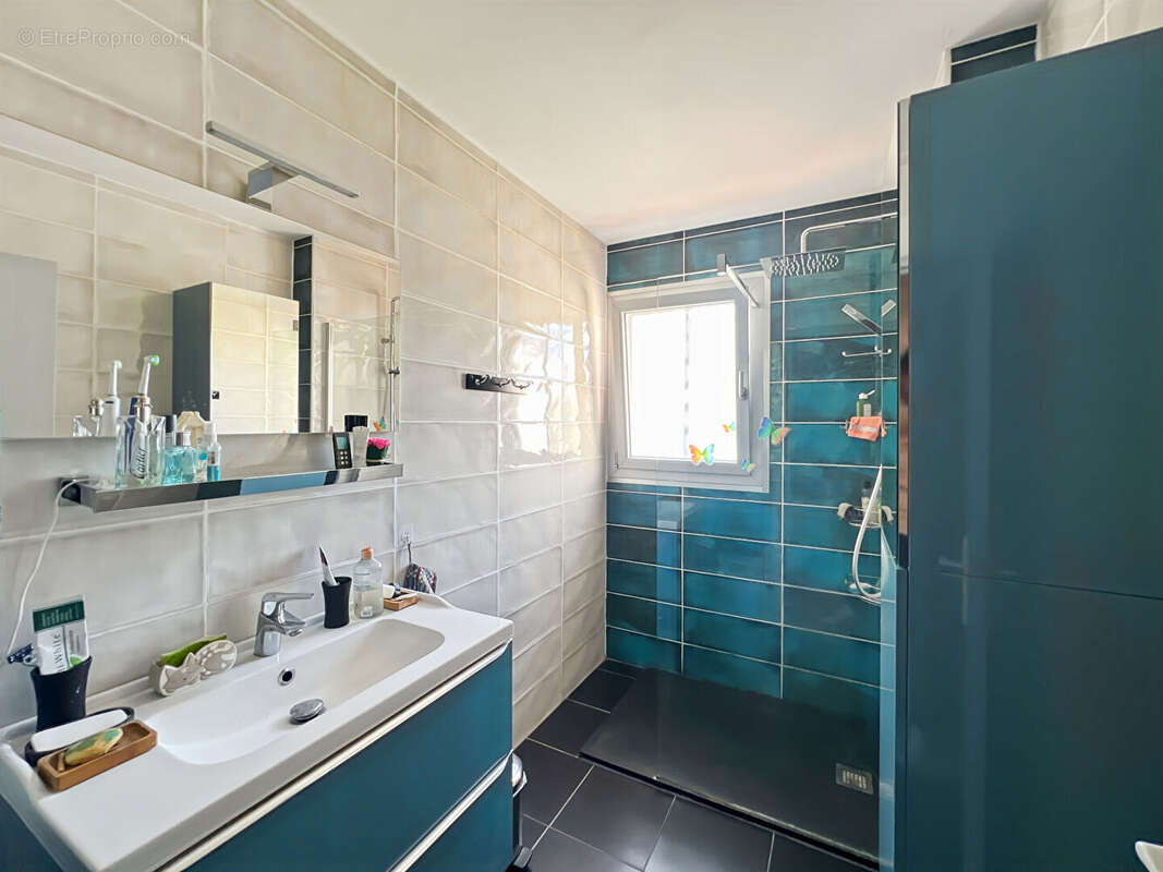 Maison à SAINT-DENIS-DE-PILE