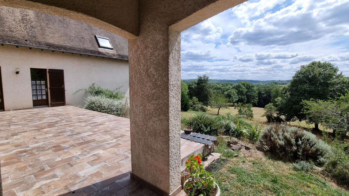 Villa proche centre ville - photo 16