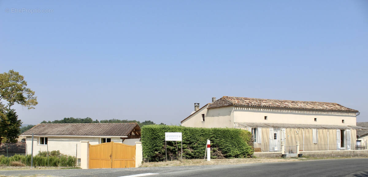 Maison à EYMET