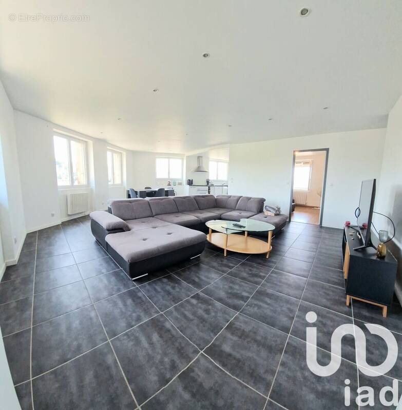 Photo 1 - Appartement à BRIVE-LA-GAILLARDE