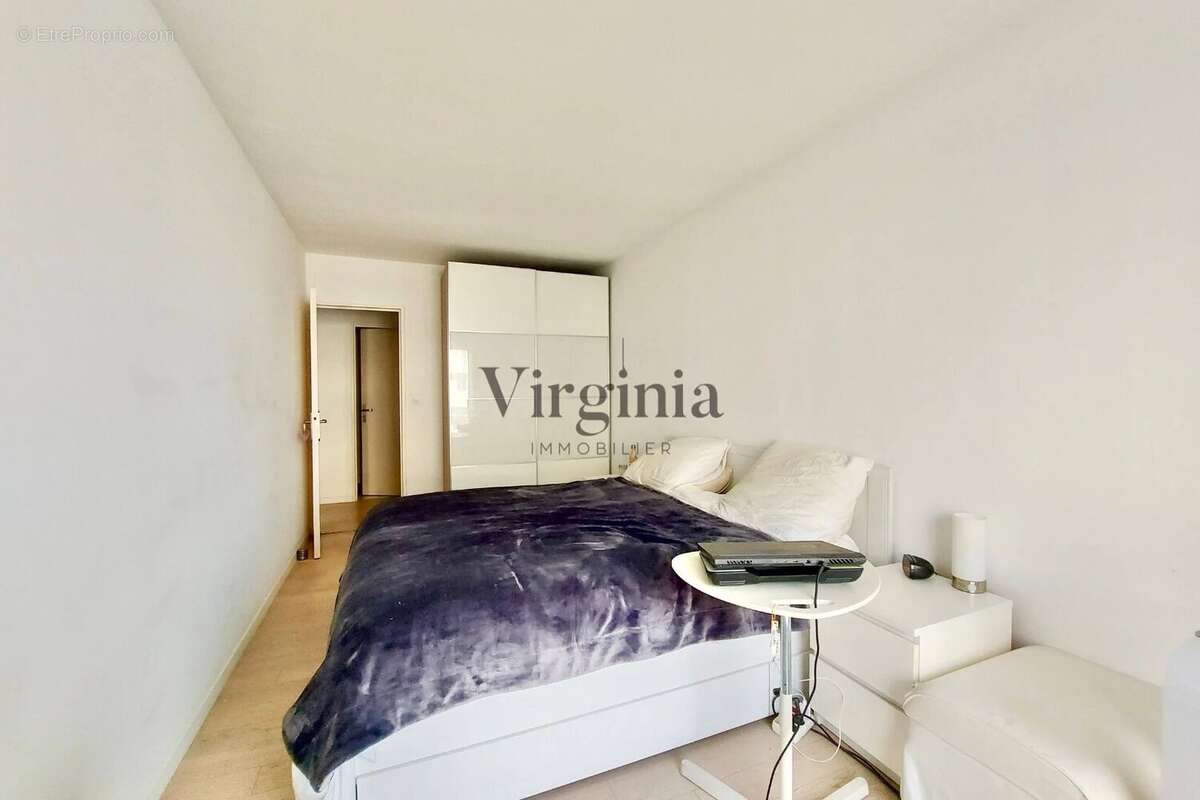 Appartement à CHARENTON-LE-PONT