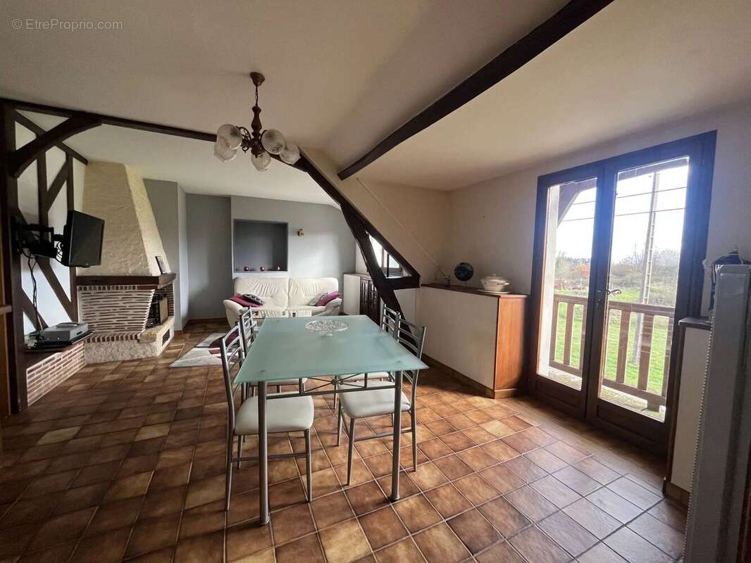 Maison à SAINT-GERMAIN-DES-BOIS