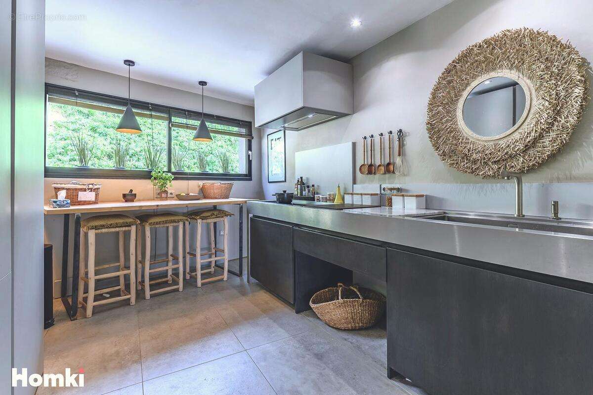 Maison à VILLENEUVE-LES-AVIGNON