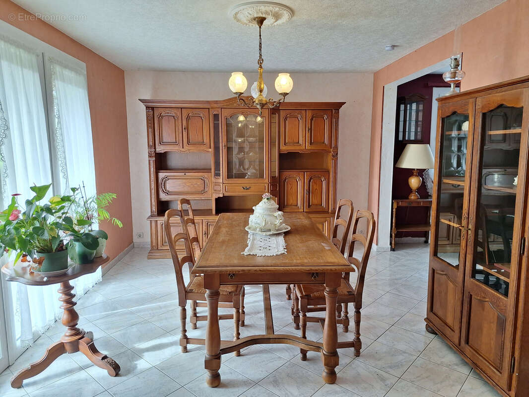 Maison à SOUZAY-CHAMPIGNY