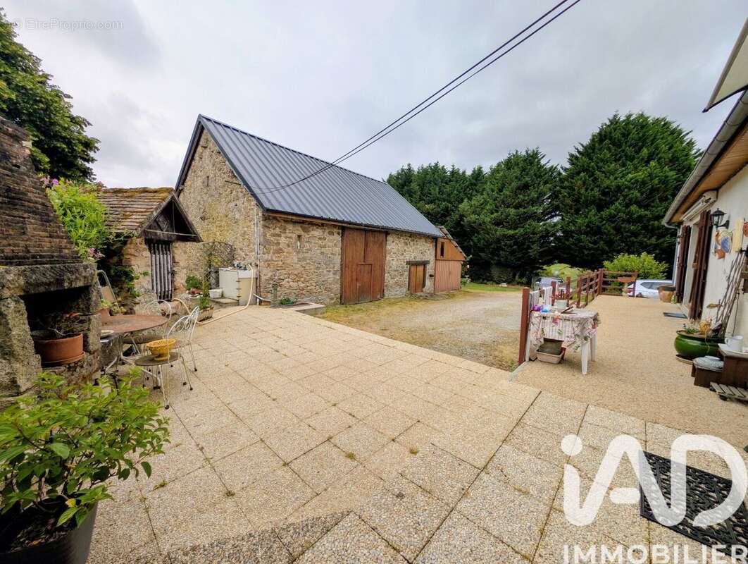 Maison 91 m² à La Porcherie  - photo 3