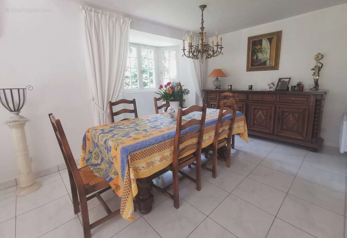 Maison à MONTFORT-L'AMAURY