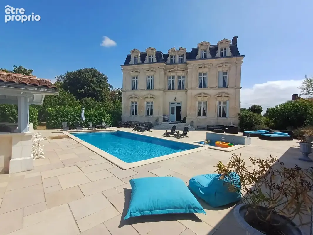 Magnifique château avec piscine chauffée - photo 21