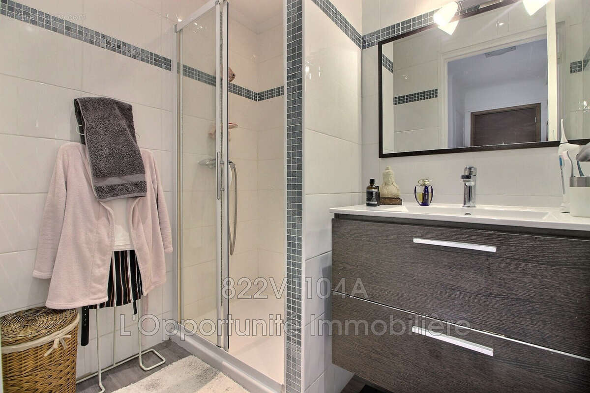 Appartement à LE CANNET