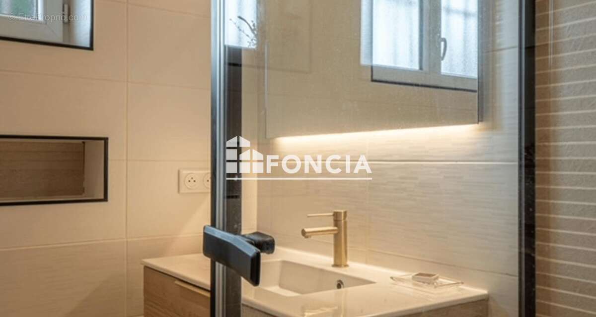 Appartement à ROSNY-SOUS-BOIS