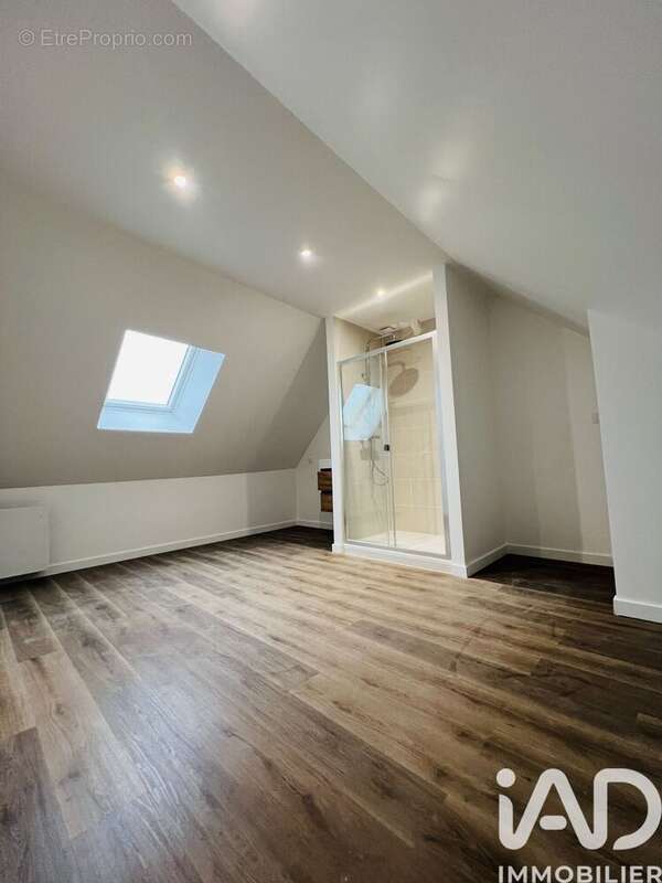 Maison 126 m² à Ballan-Mire  - photo 6