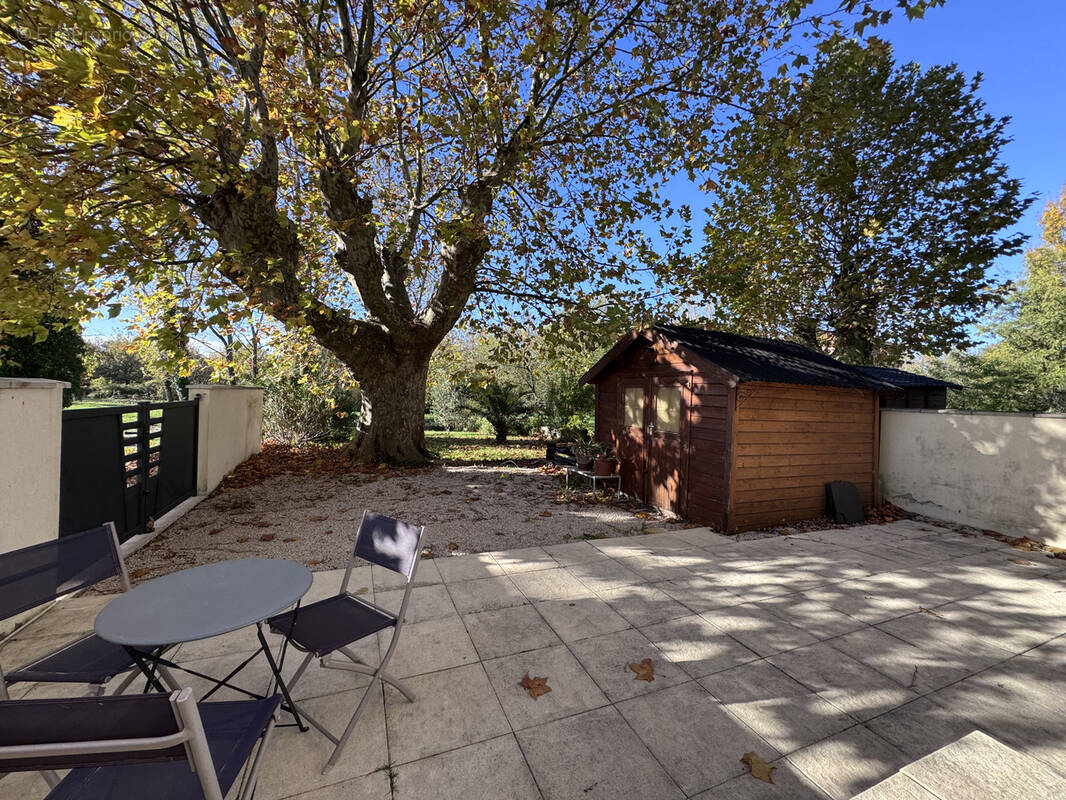 Appartement à MONTBOUCHER-SUR-JABRON