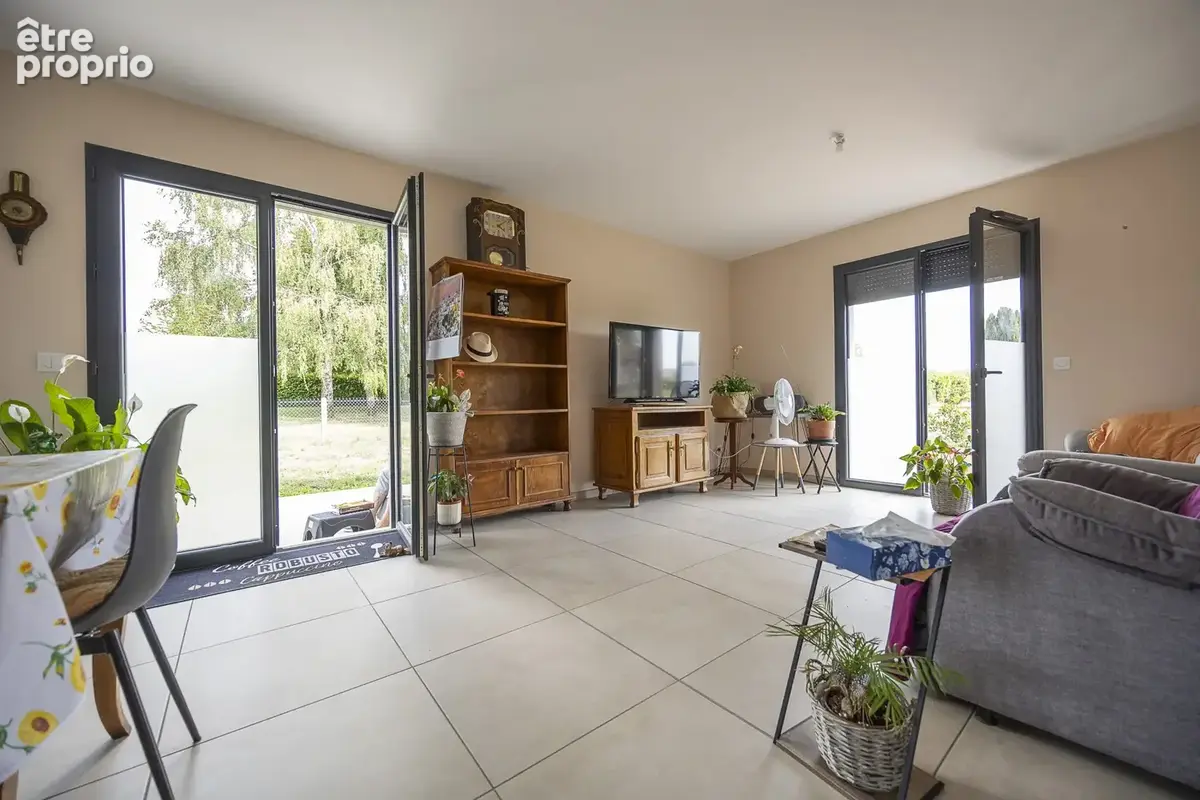 Maison 79 m² à Pleaux  - photo 8