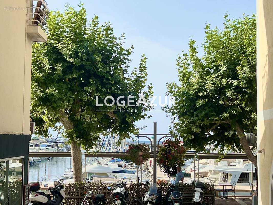 Appartement à VALLAURIS