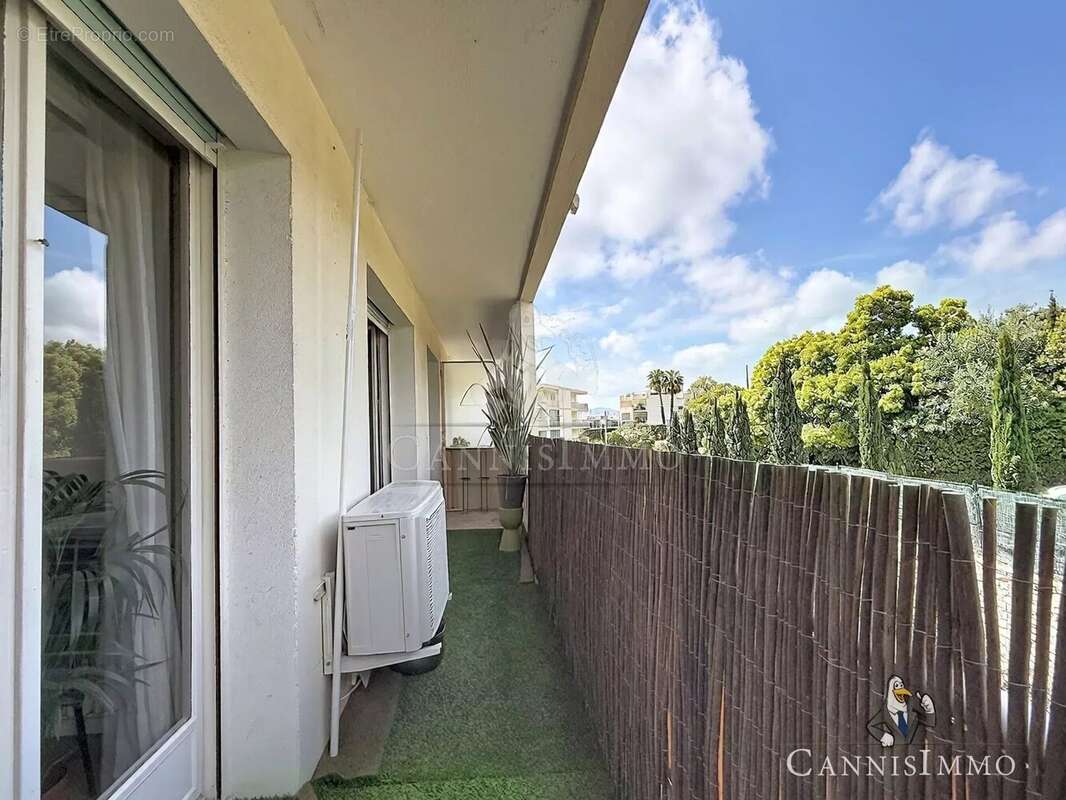 Appartement à LE CANNET