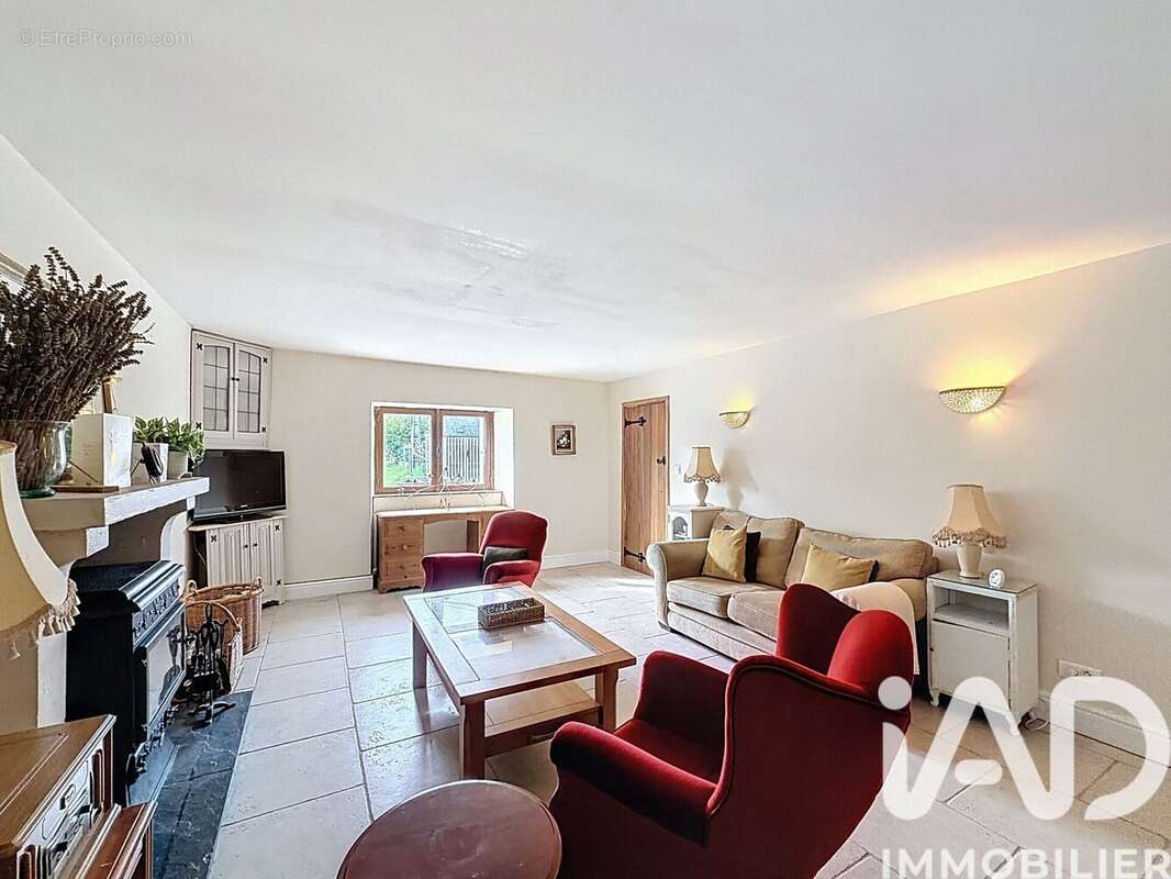 Photo 5 - Maison à SAINT-VINCENT-SUR-OUST