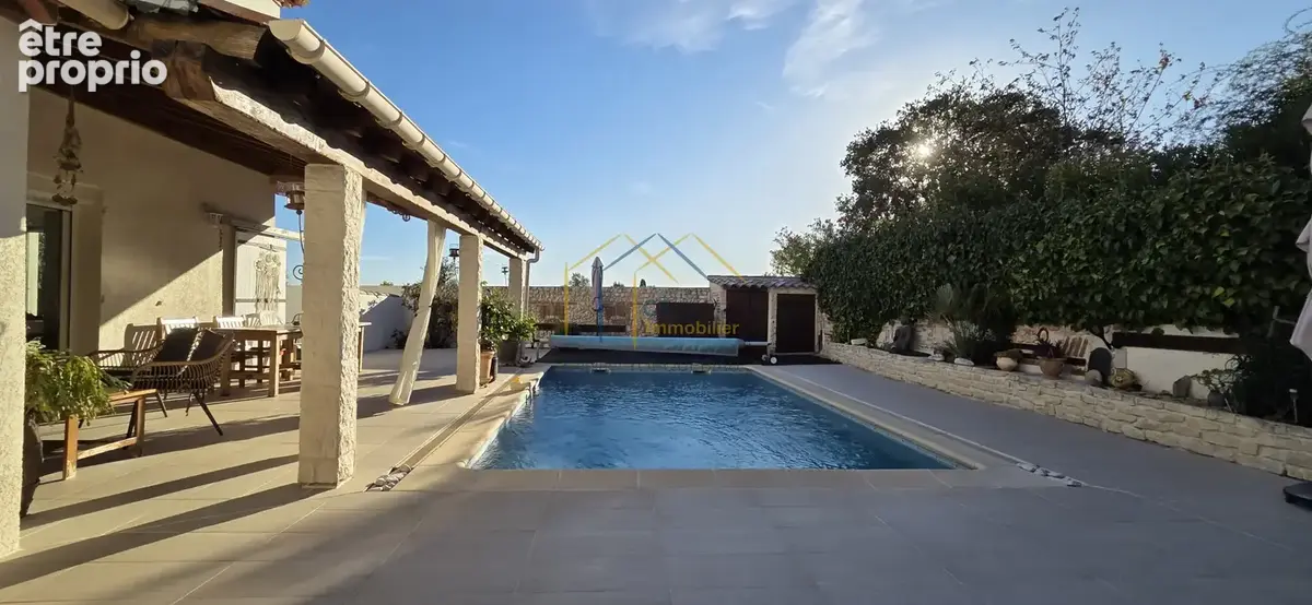 Grande villa avec 5 chambres, piscine et vue dégagée - photo 2