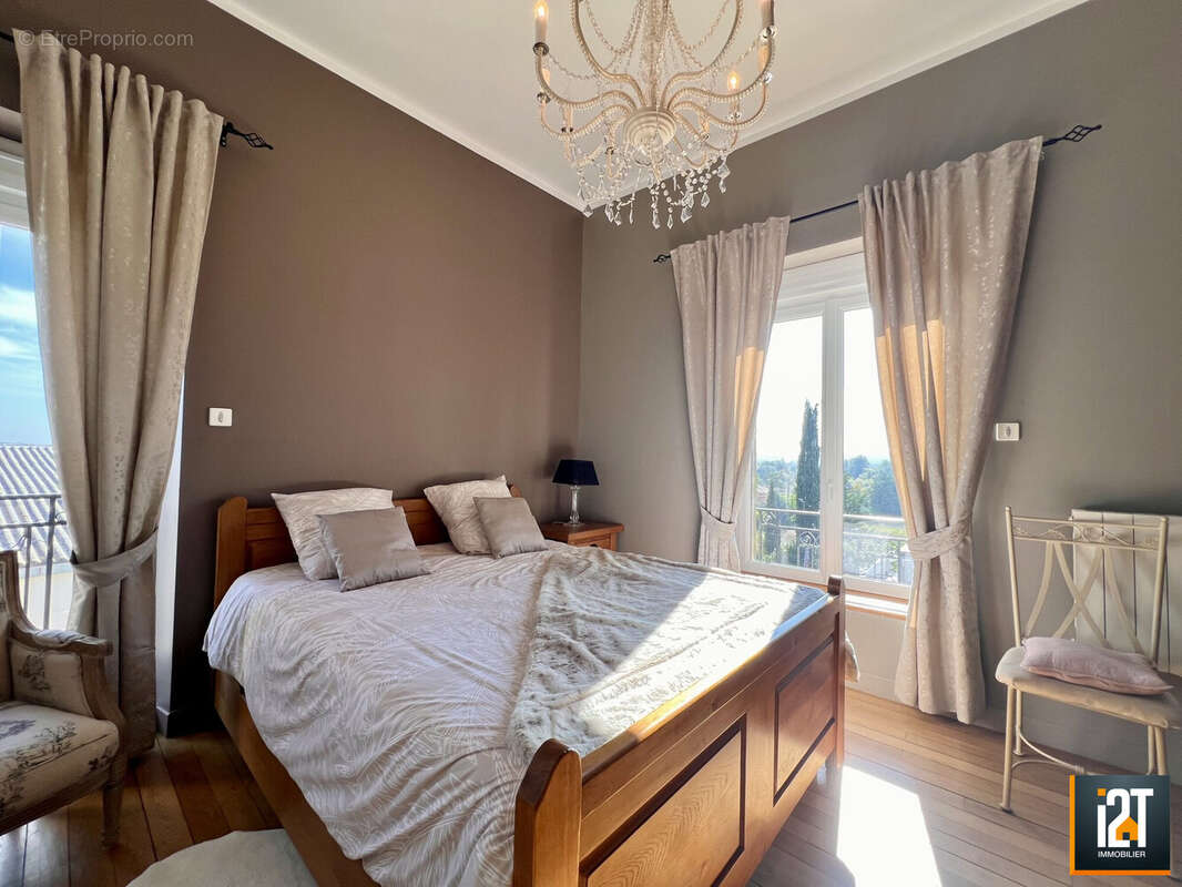 Maison à LA ROUVIERE