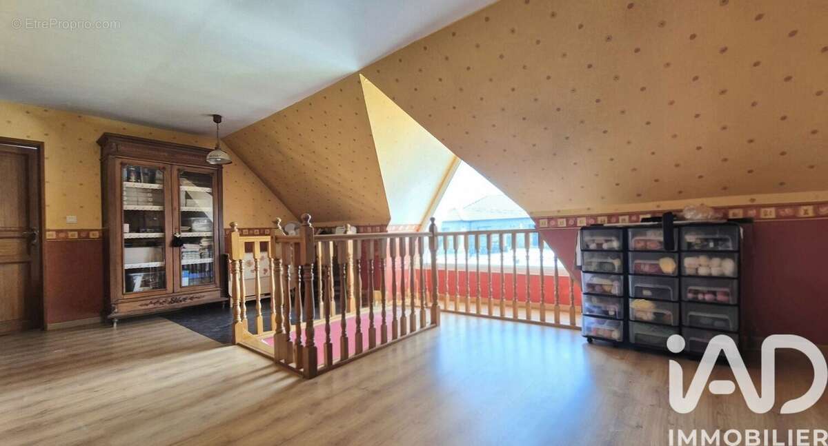 Maison 180 m² à Nordausques  - photo 8