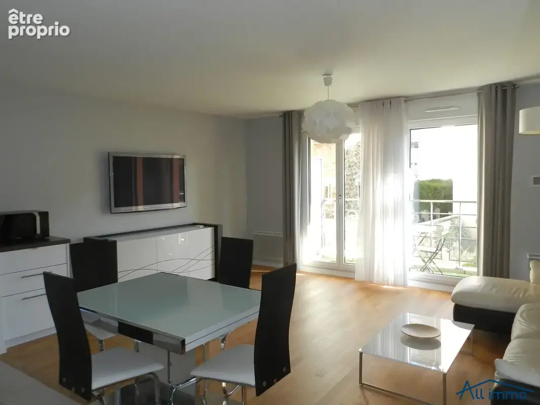 Appartement 3 pièces 64 m² à vendre à Nogent-Sur-Marne (94130) - photo 3