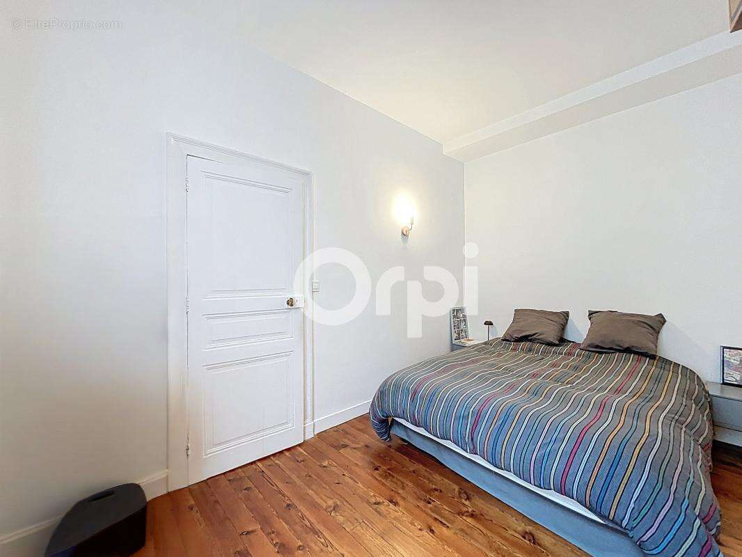 Appartement duplex à vendre - Centre historique de Périgueux - photo 8