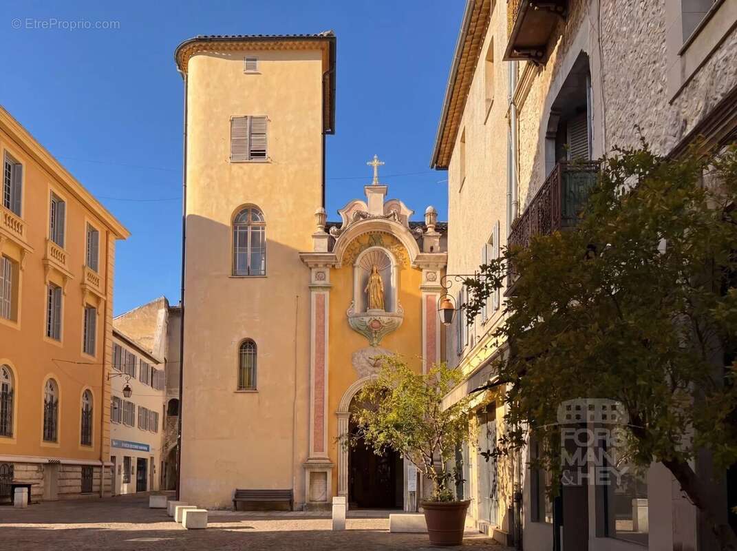 Appartement à VENCE