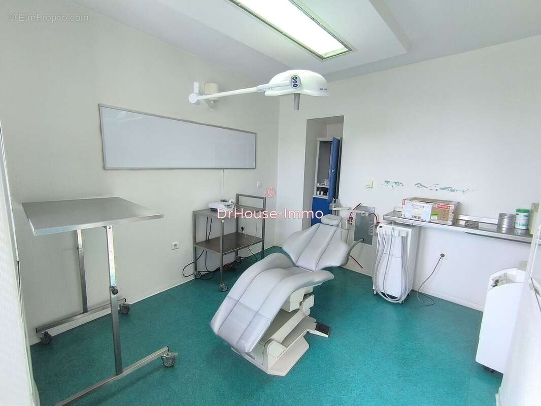 Appartement à MARSEILLE-4E