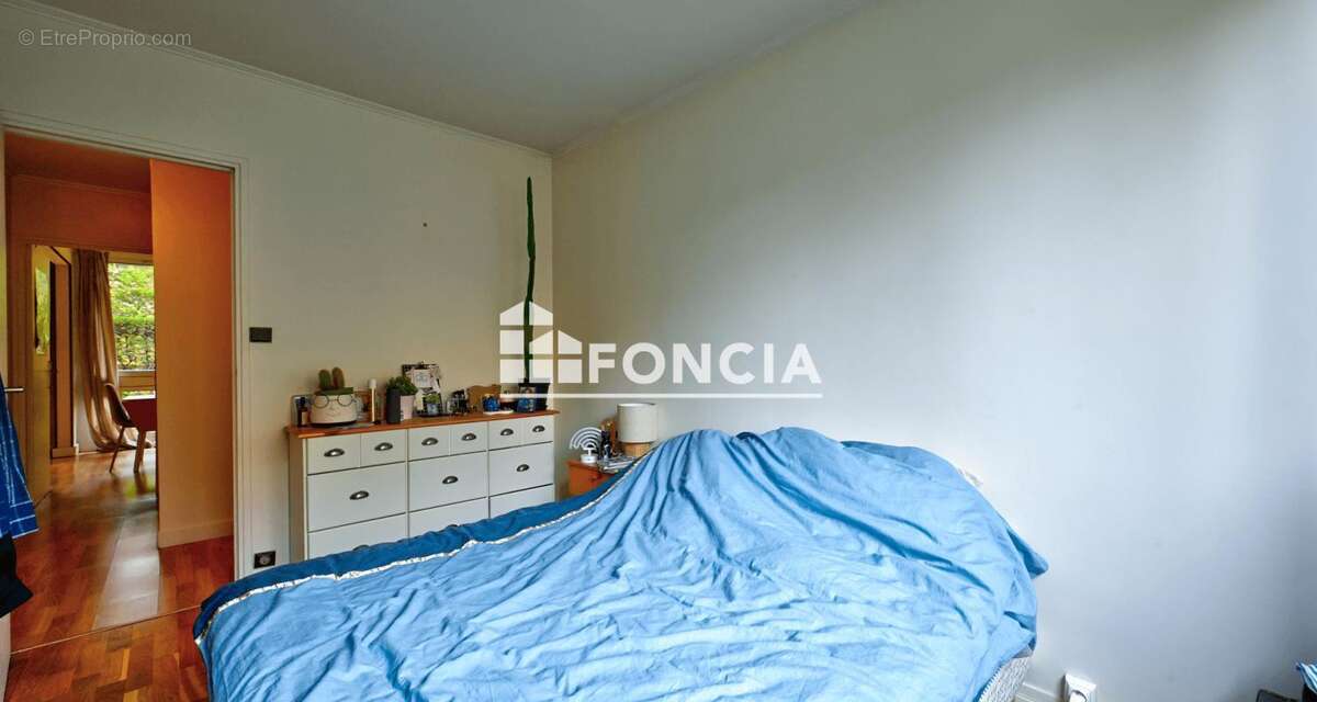 Appartement à FONTENAY-LE-FLEURY