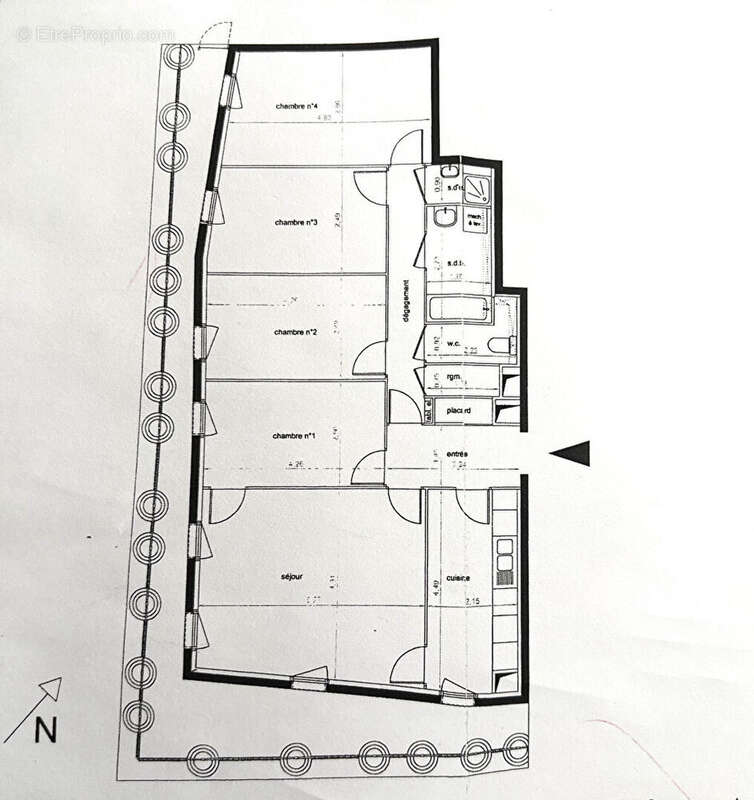 Appartement à PARIS-17E