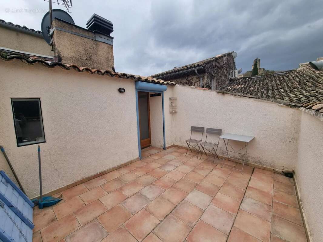 Appartement à LOURMARIN