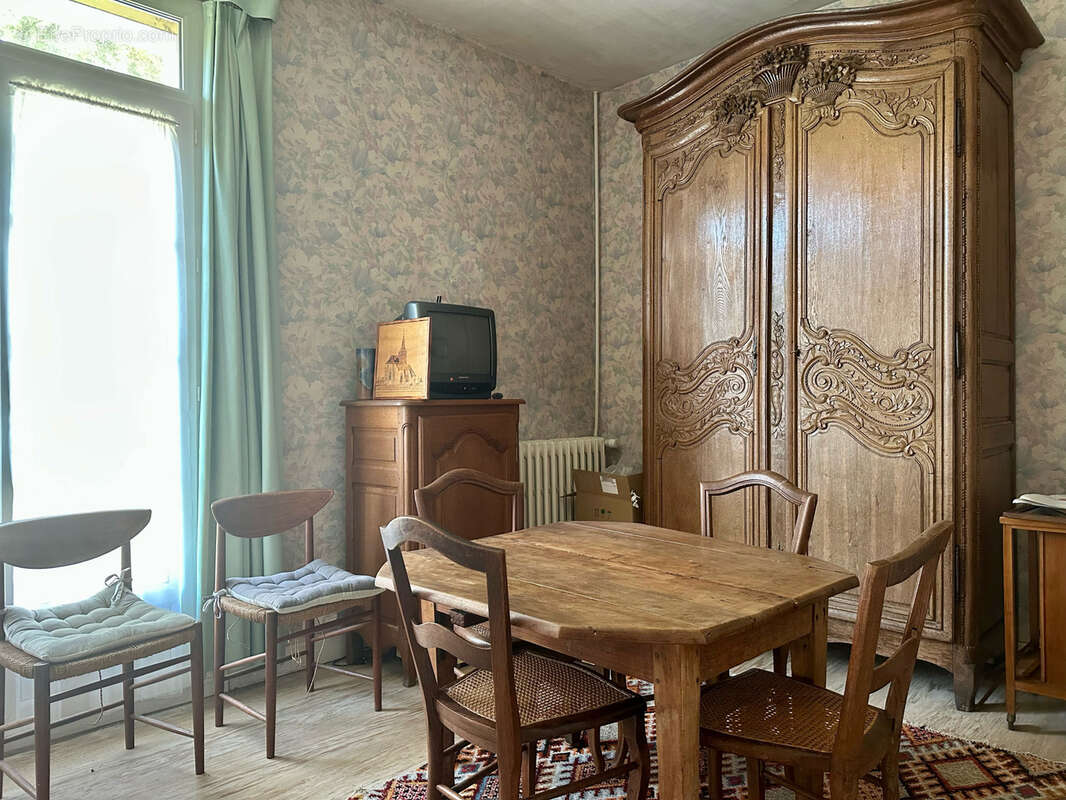 Maison à NEUFCHATEL-EN-BRAY