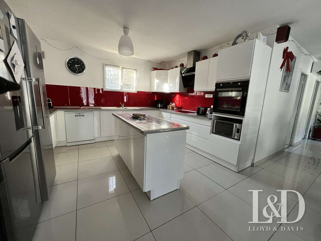 Maison à SAINT-CIERS-DE-CANESSE