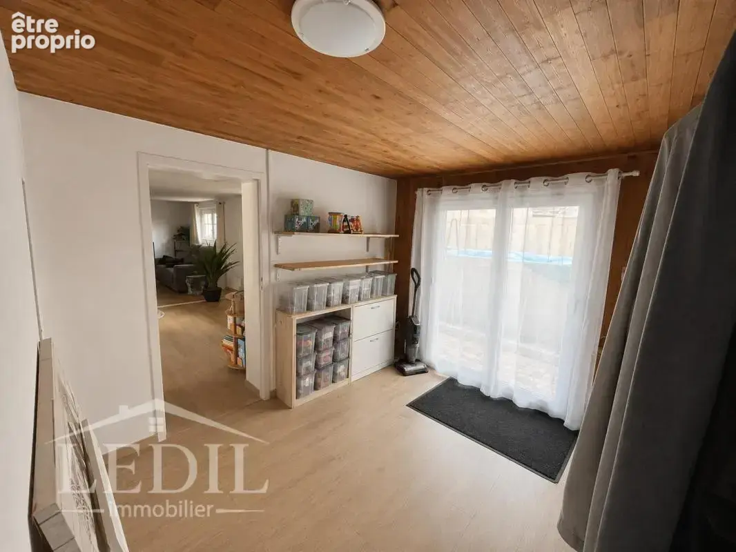 Maison rénovée 175 m² avec prestations énergétiques de qualité - photo 8