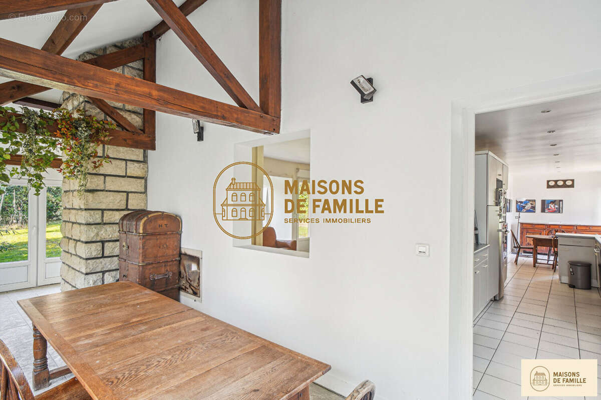 Maison à LA CELLE-SAINT-CLOUD