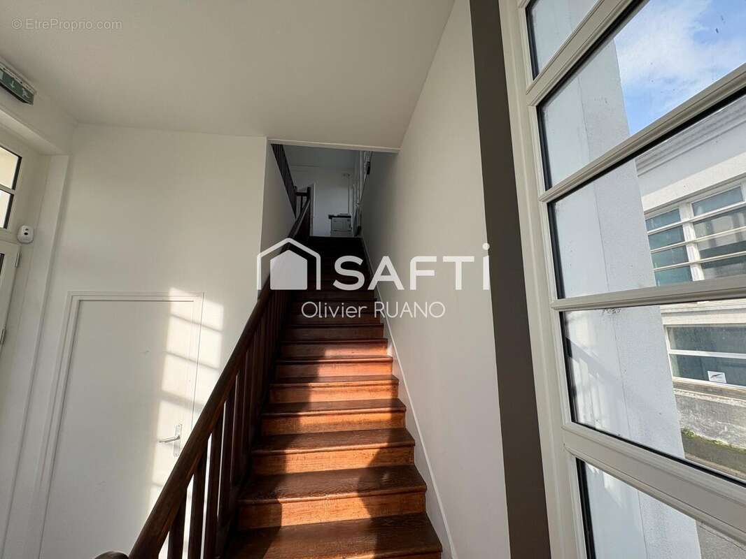 Photo 3 - Commerce à DEOLS