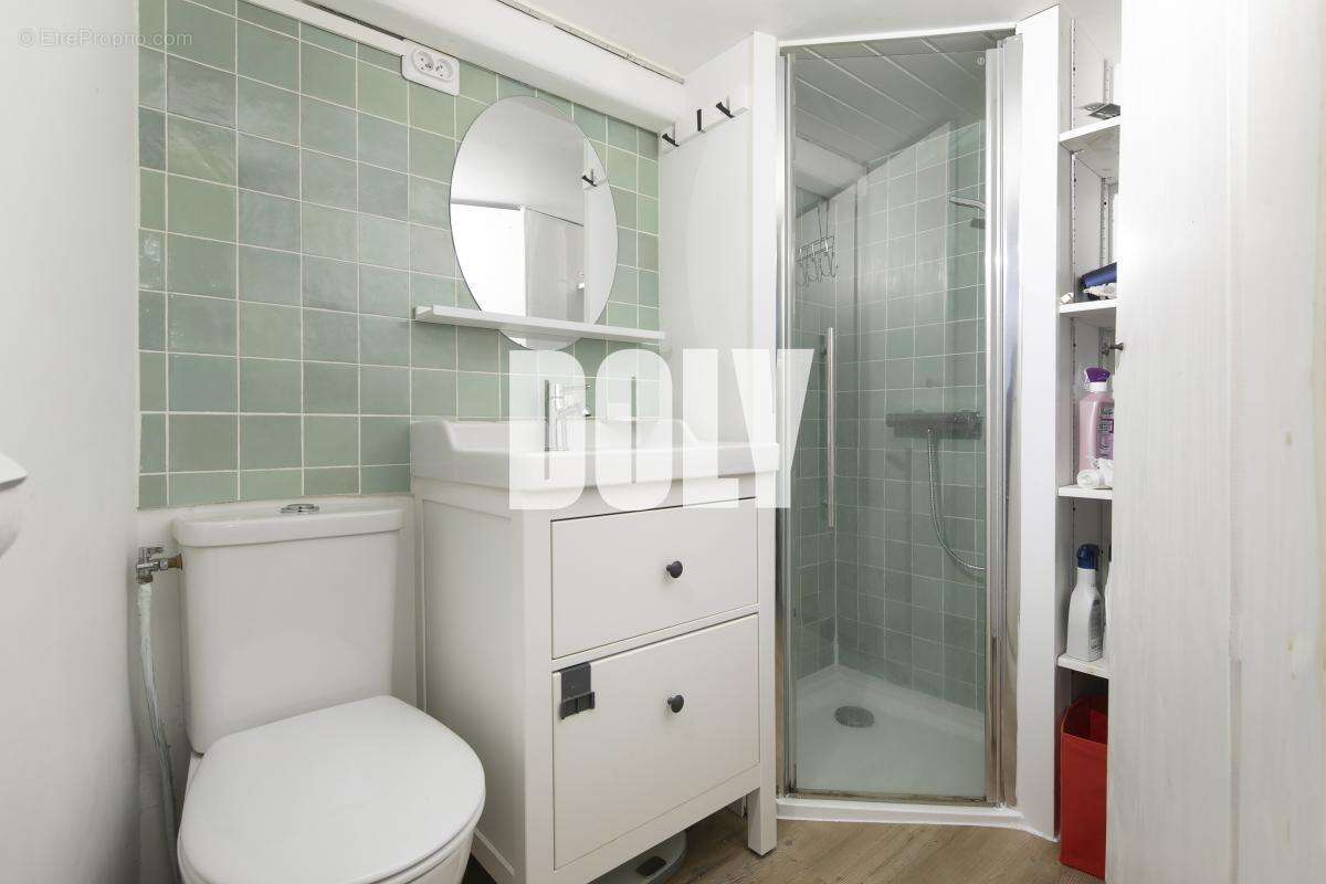 Appartement à PARIS-14E