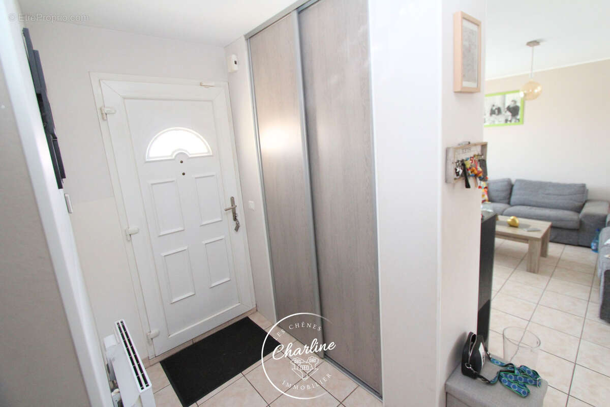 Maison à SAINT-PRIVAT-LA-MONTAGNE