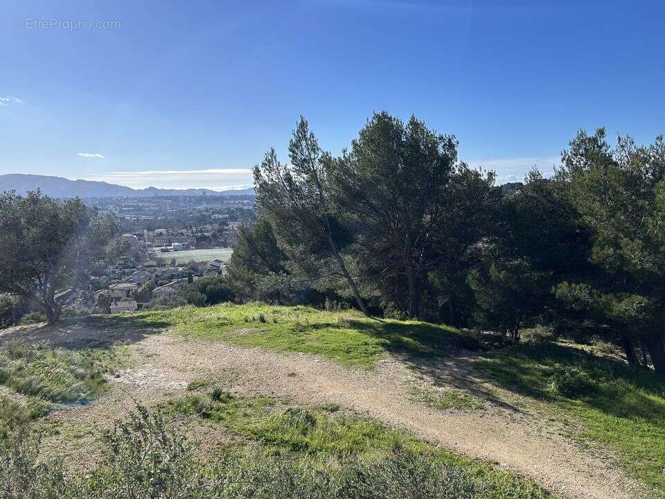 Appartement à MARSEILLE-13E