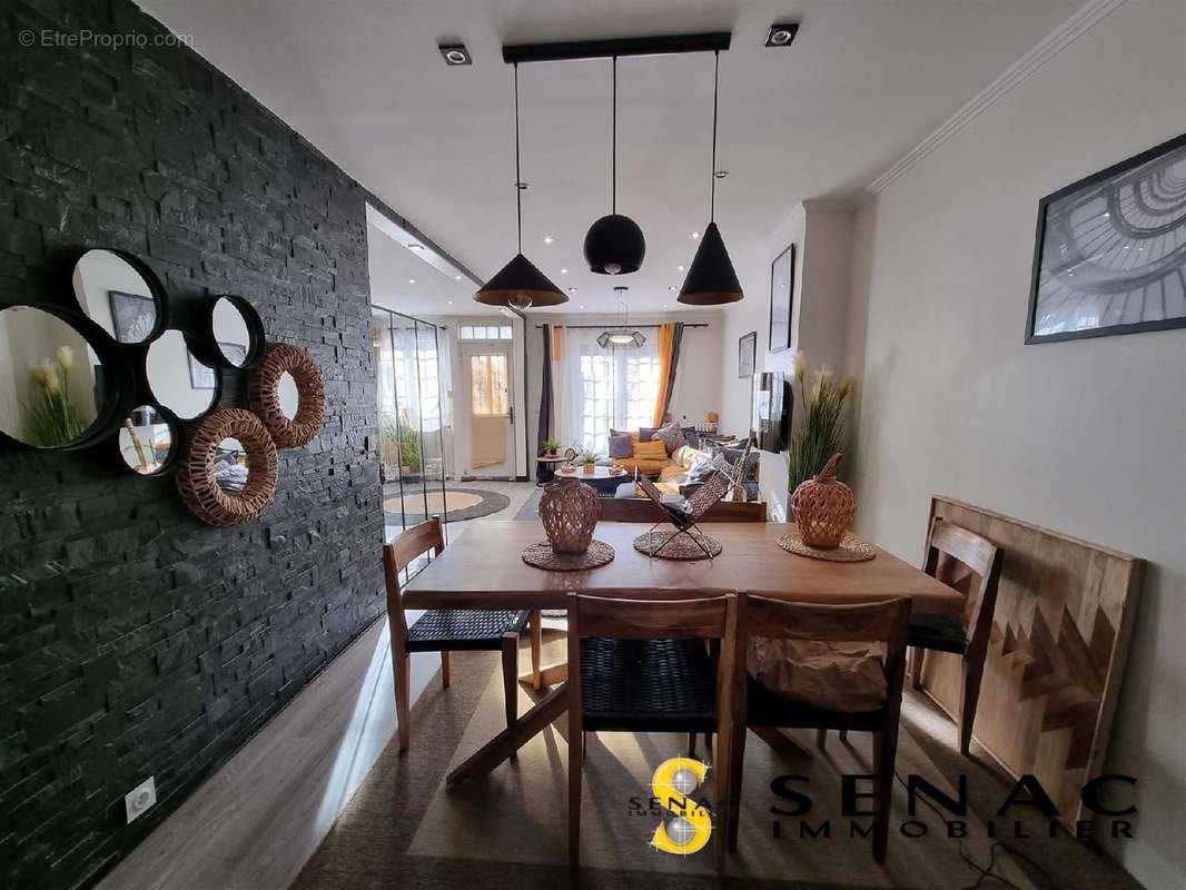 Maison à SAINT-PRIX