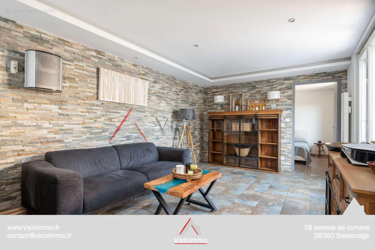 Appartement-Maison T3 de 66 m2 avec terrasse de 57 m2 - photo 6
