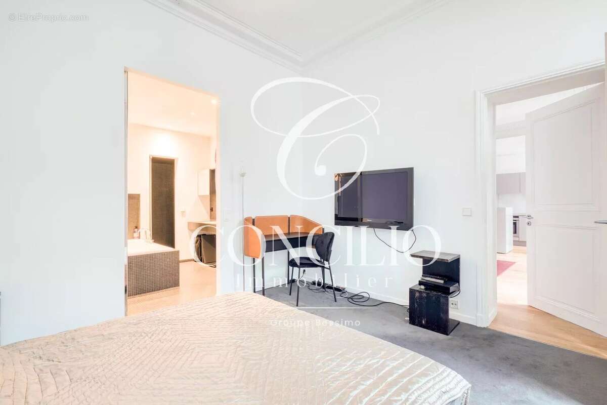 Appartement à PARIS-6E