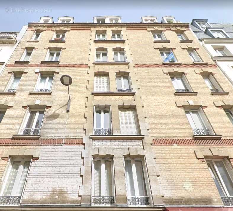 Appartement à PARIS-18E