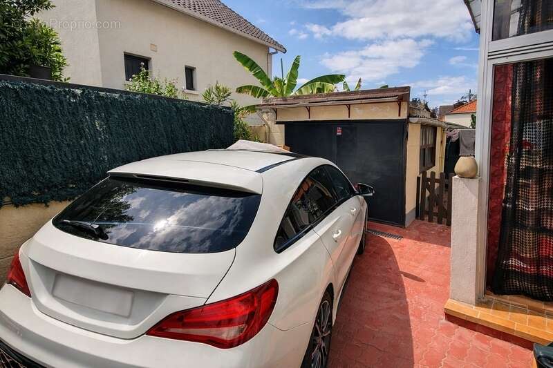 Maison à vendre 3 pièces avec dépendance LES PAVILLONS SOUS BOIS (93) - photo 9