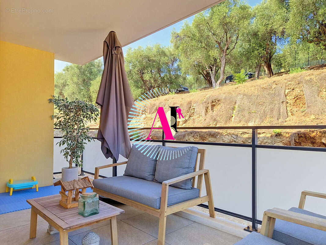 Appartement 60 m² à Grasse  - photo 2