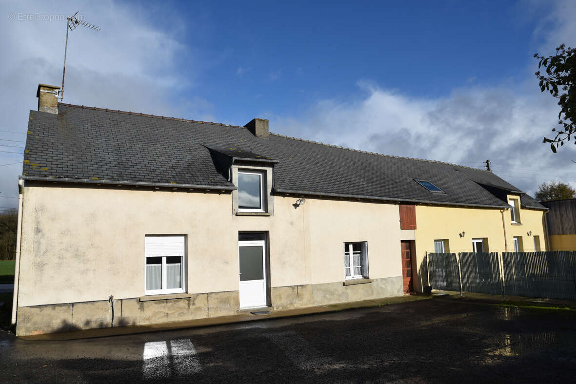 Maison à MERDRIGNAC