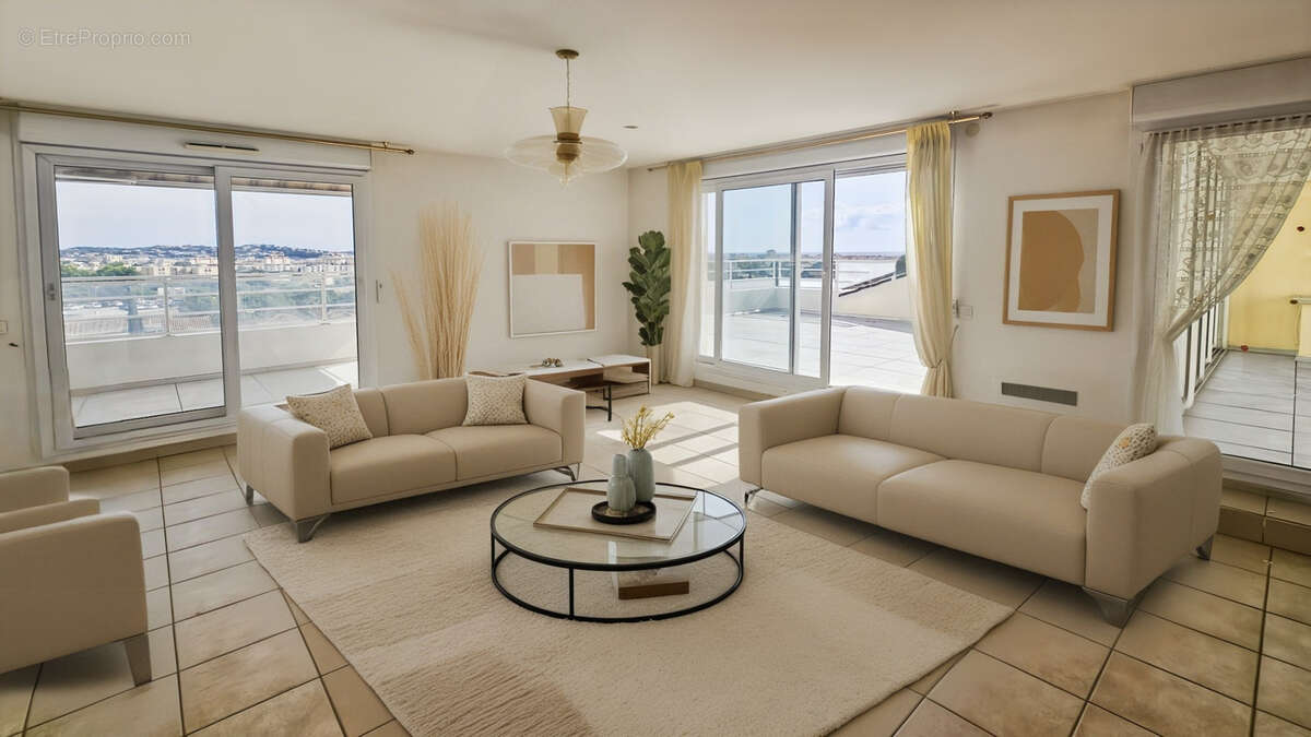 Appartement à FREJUS