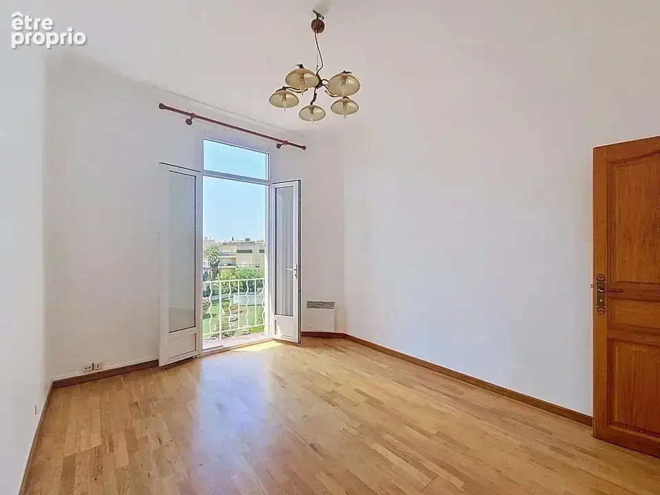CANNES basse Californie,  immeuble de 145m² habitables en "monopropriété" - photo 3
