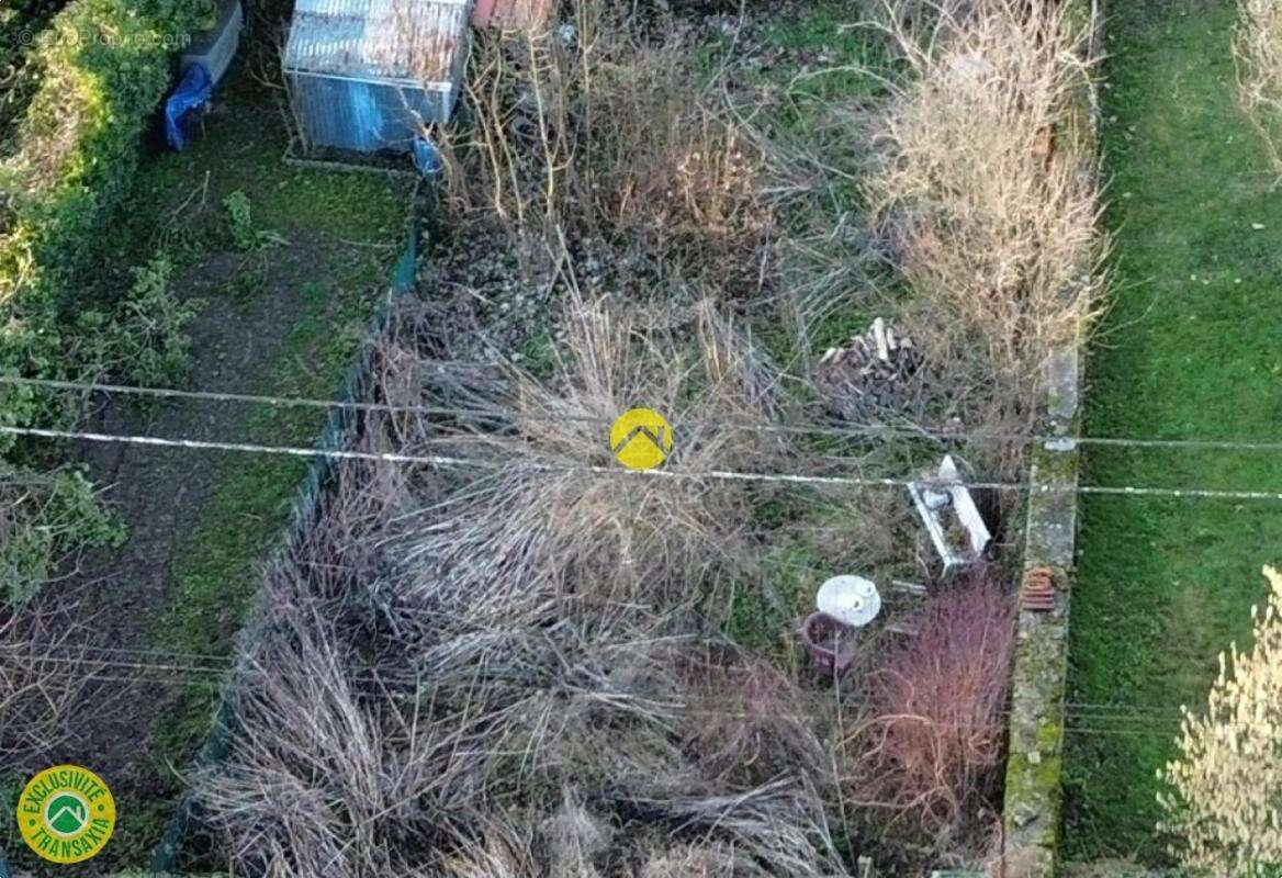 Maison avec cour et jardin - photo 20