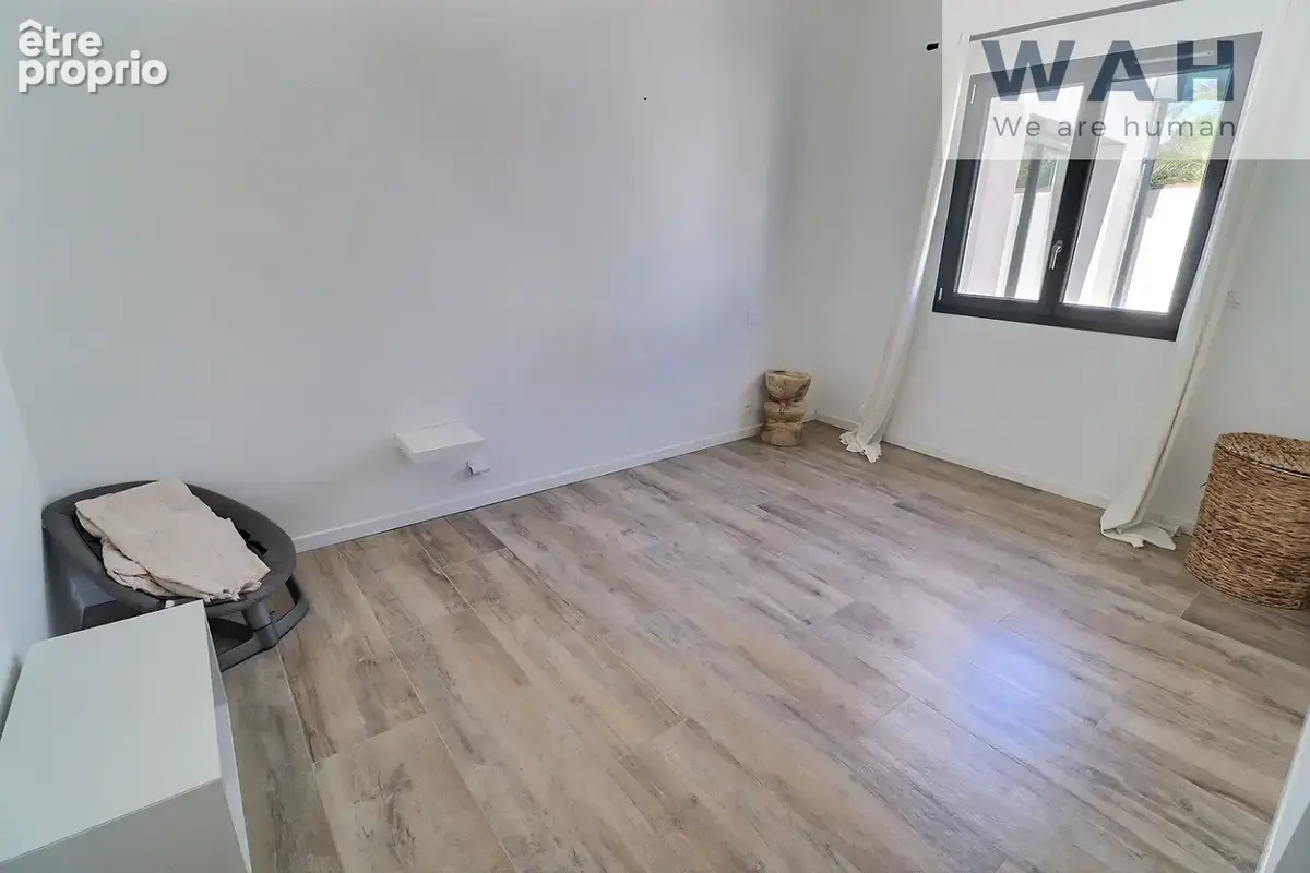 Vente villa plain-pied  5 pieces 34800 canet - photo 10
