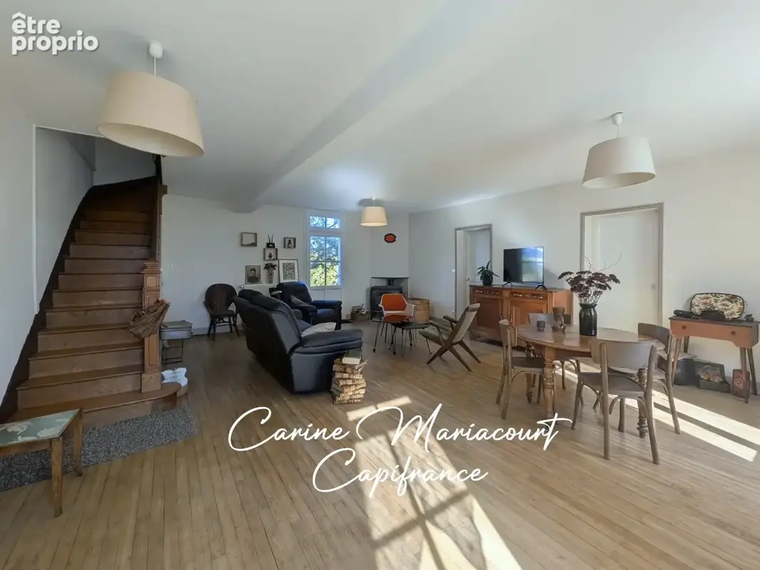 La crèche – 147 m², grand jardin et nombreuses dépendances à deux pas du centre - photo 2